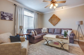 College Station Retreat Near Texas A and M!